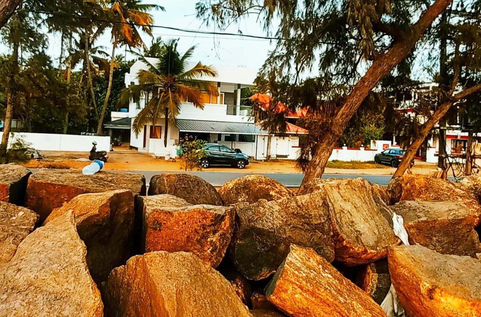 Appu'S Nido Hotel Pallipuram Guest house