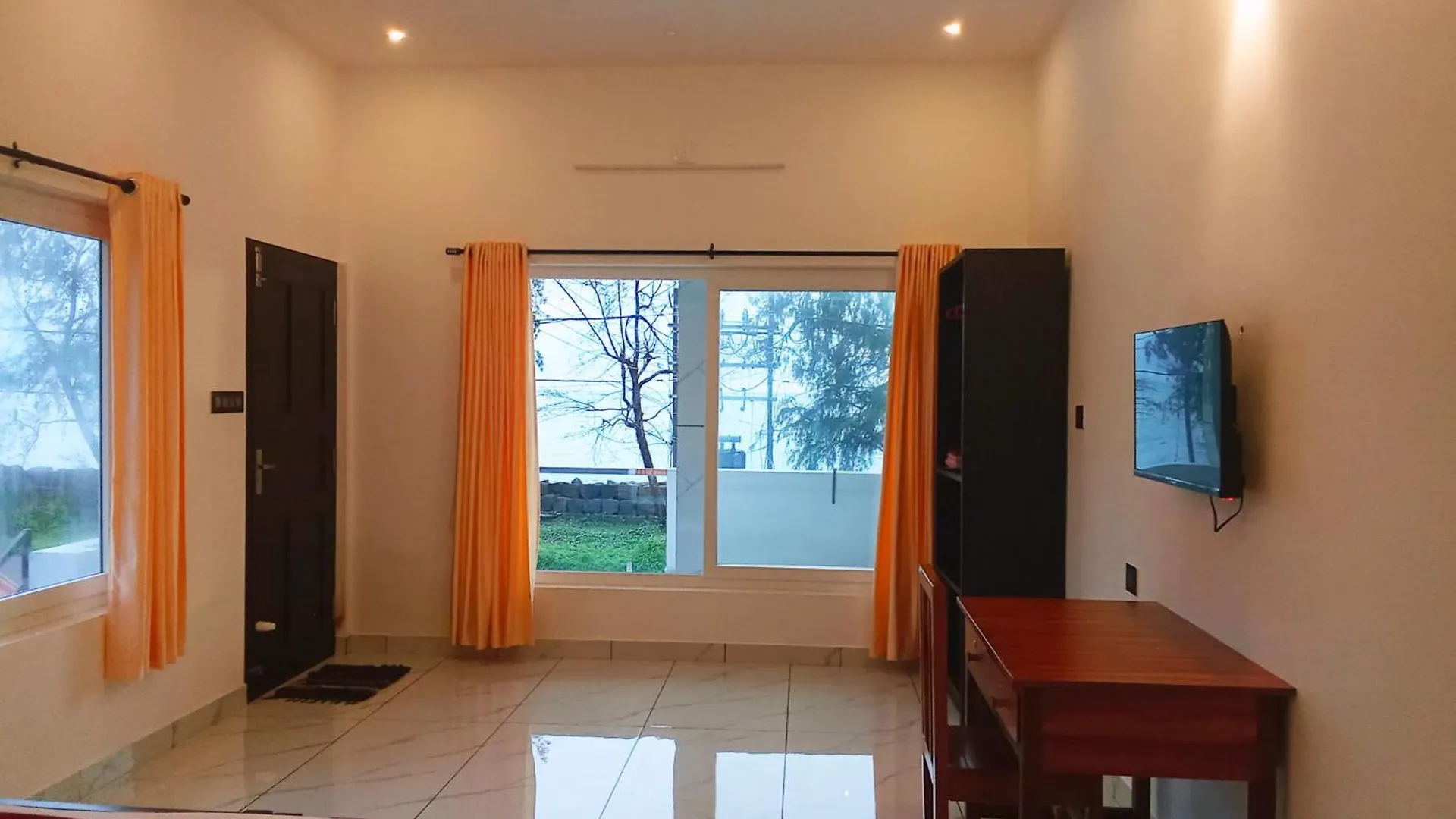 Appu'S Nido Hotel Pallipuram Guest house