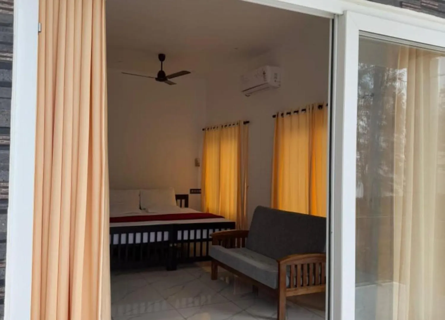 Appu'S Nido Hotel Pallipuram 0*,  India